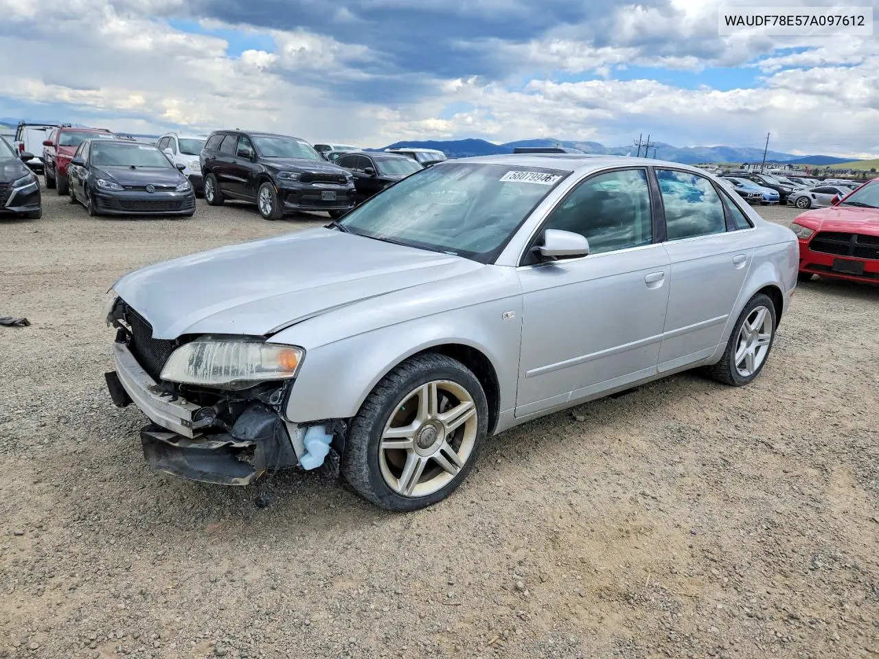 Audi A4 (B7)