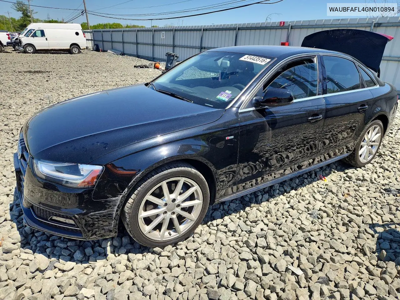 Audi A4 (B9)