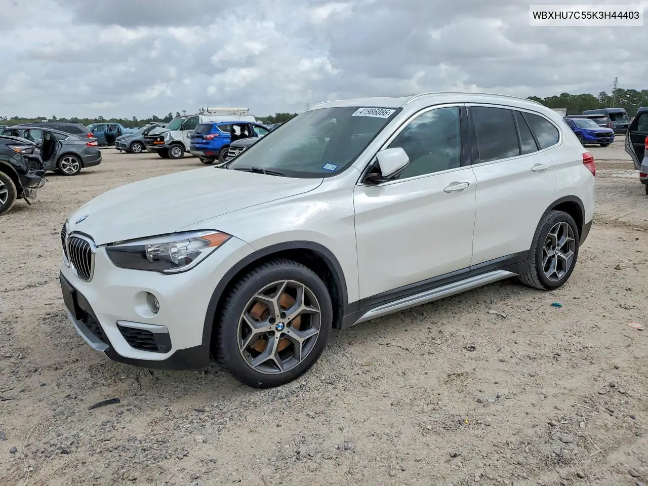 BMW X1 (F48)