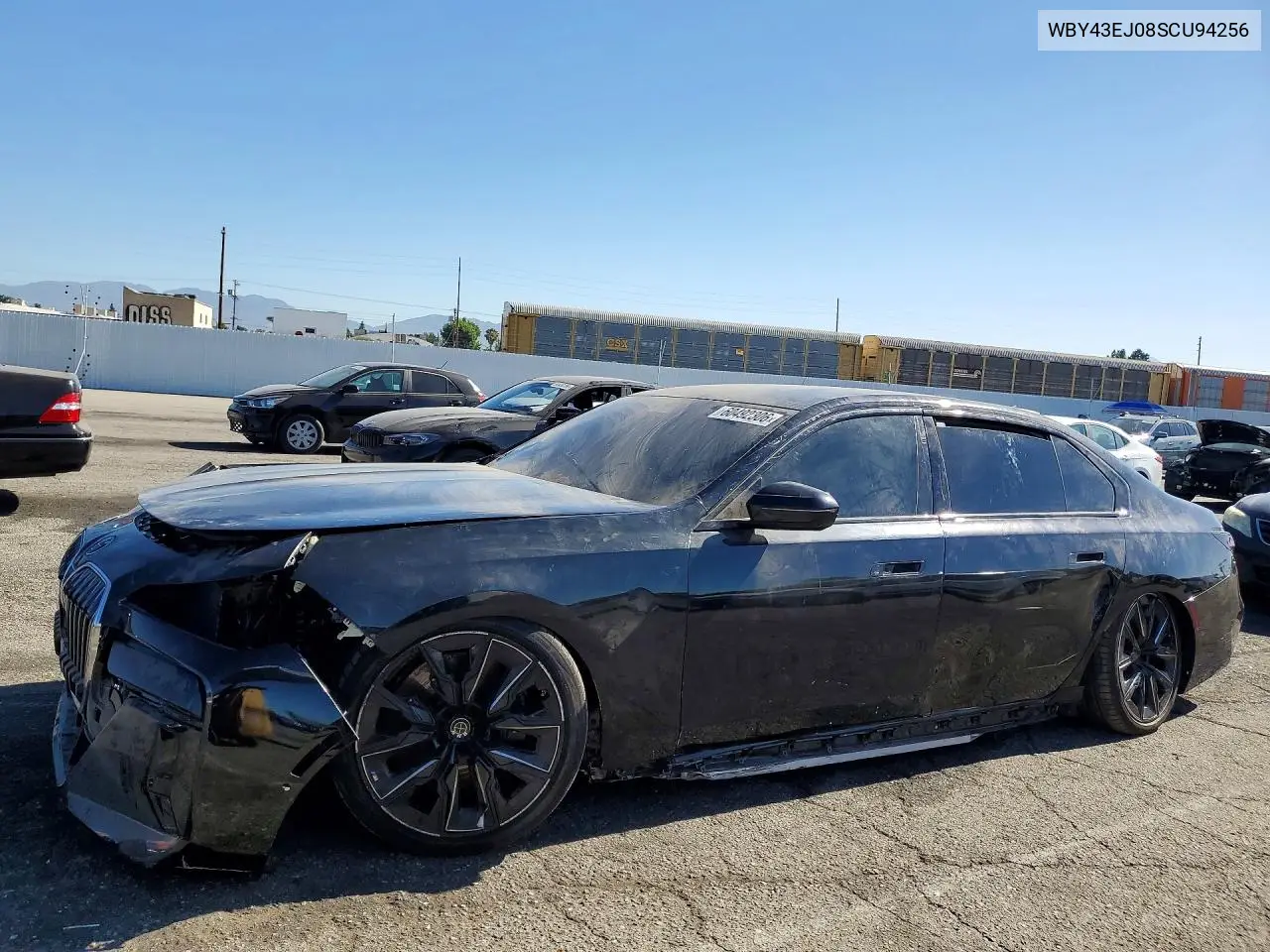 BMW i7