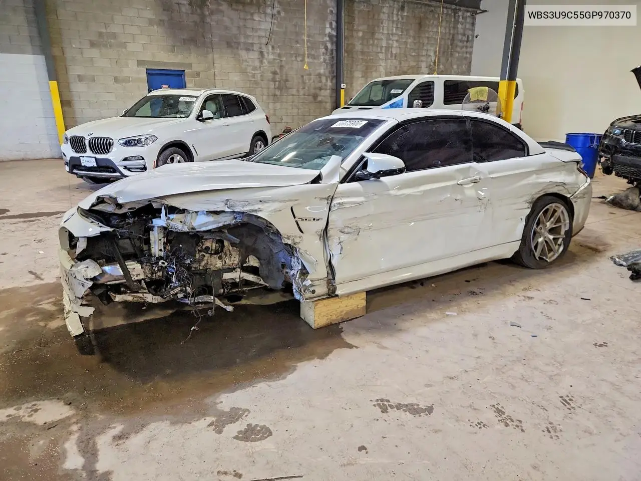 BMW M4 (F82/F83)