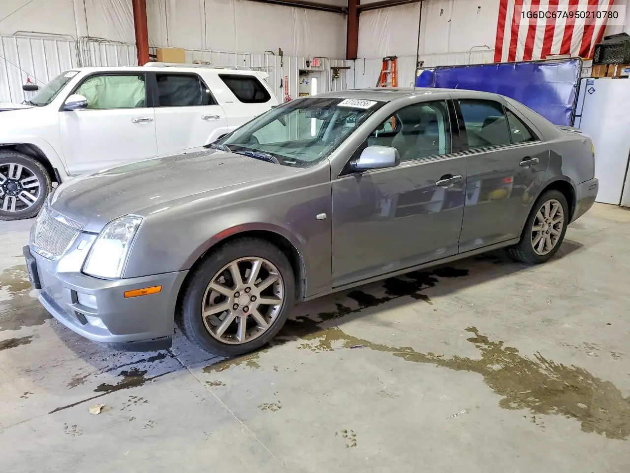 Cadillac STS (I)