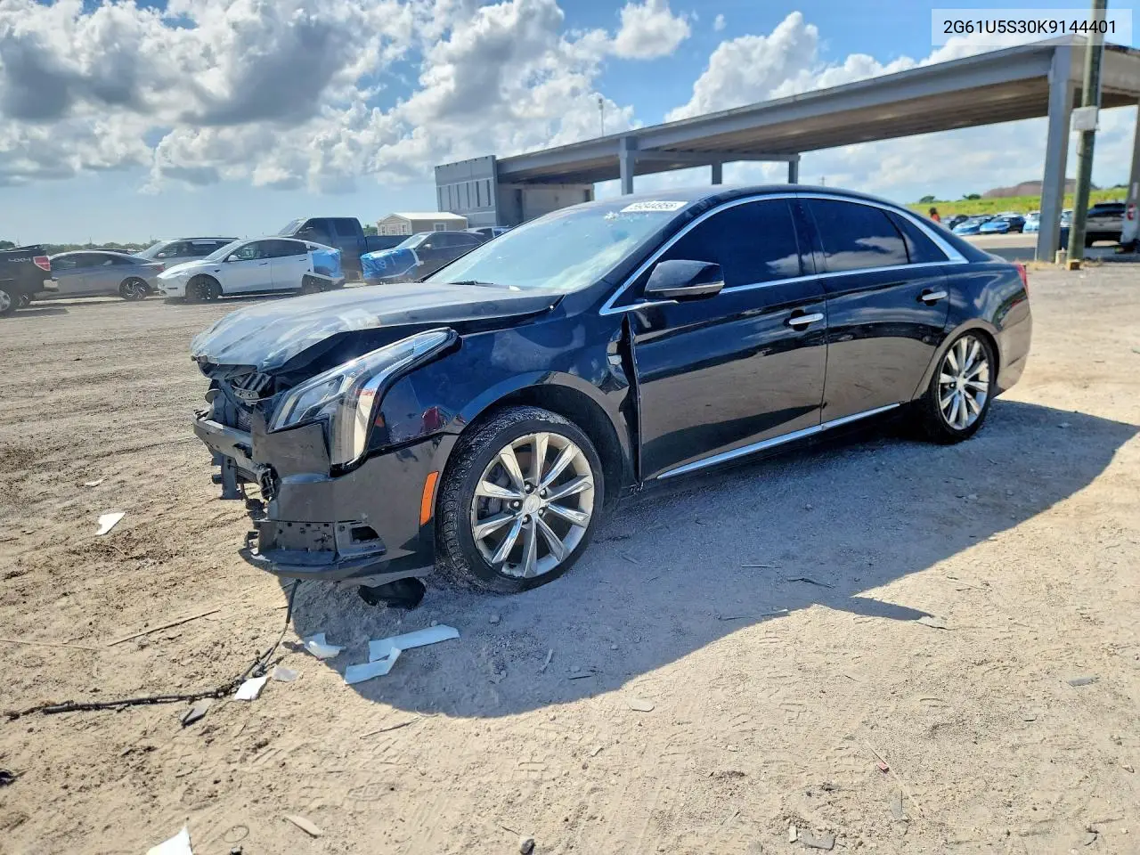 Cadillac XTS (XTS)