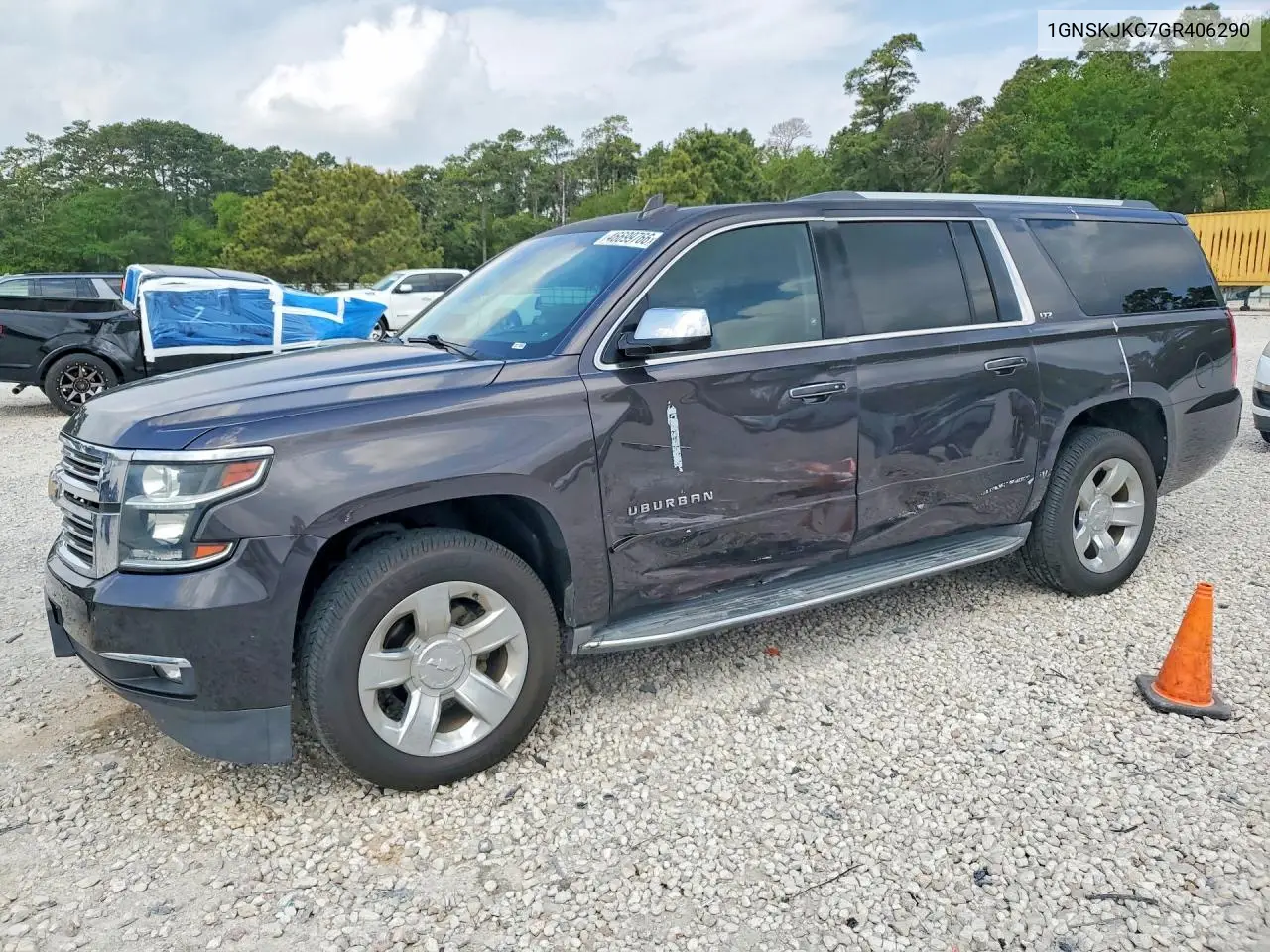 Chevrolet Suburban (XII)