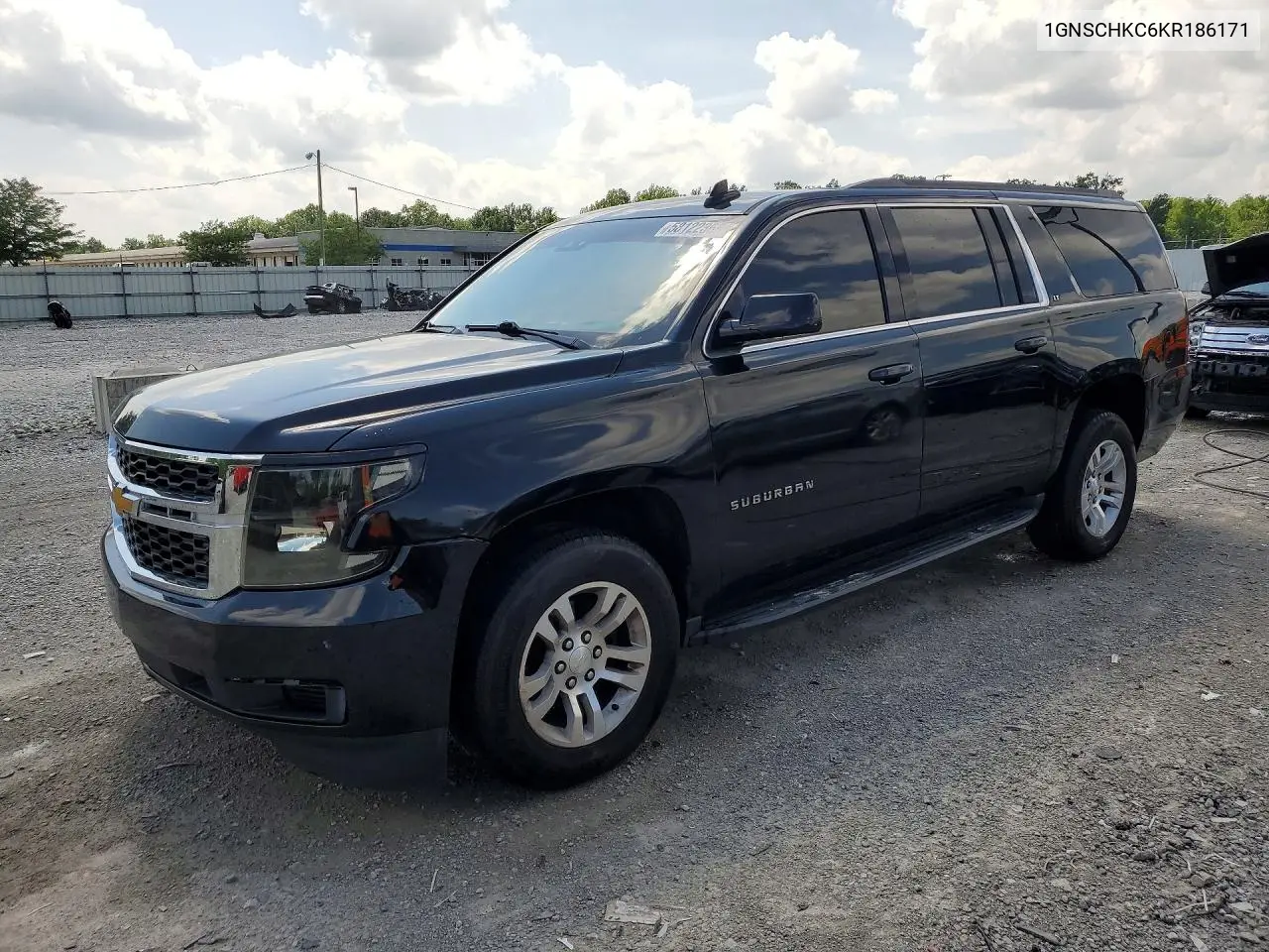 Chevrolet Suburban (XII)