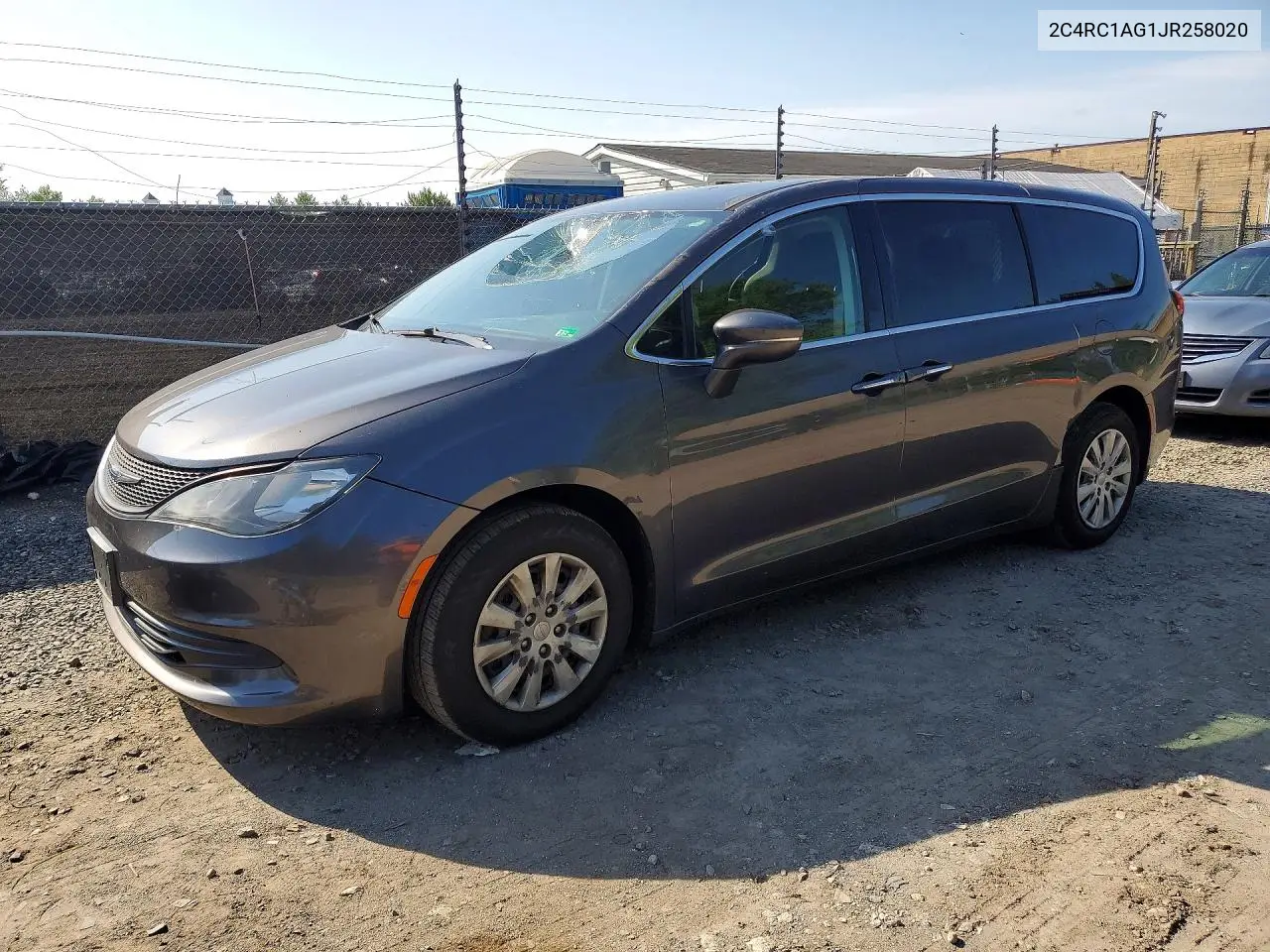 Chrysler Pacifica (RU)