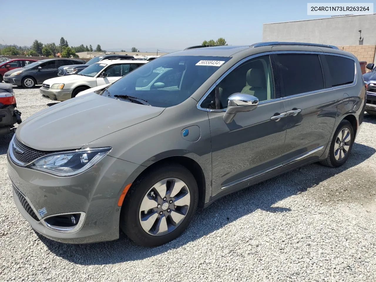Chrysler Pacifica (RU)