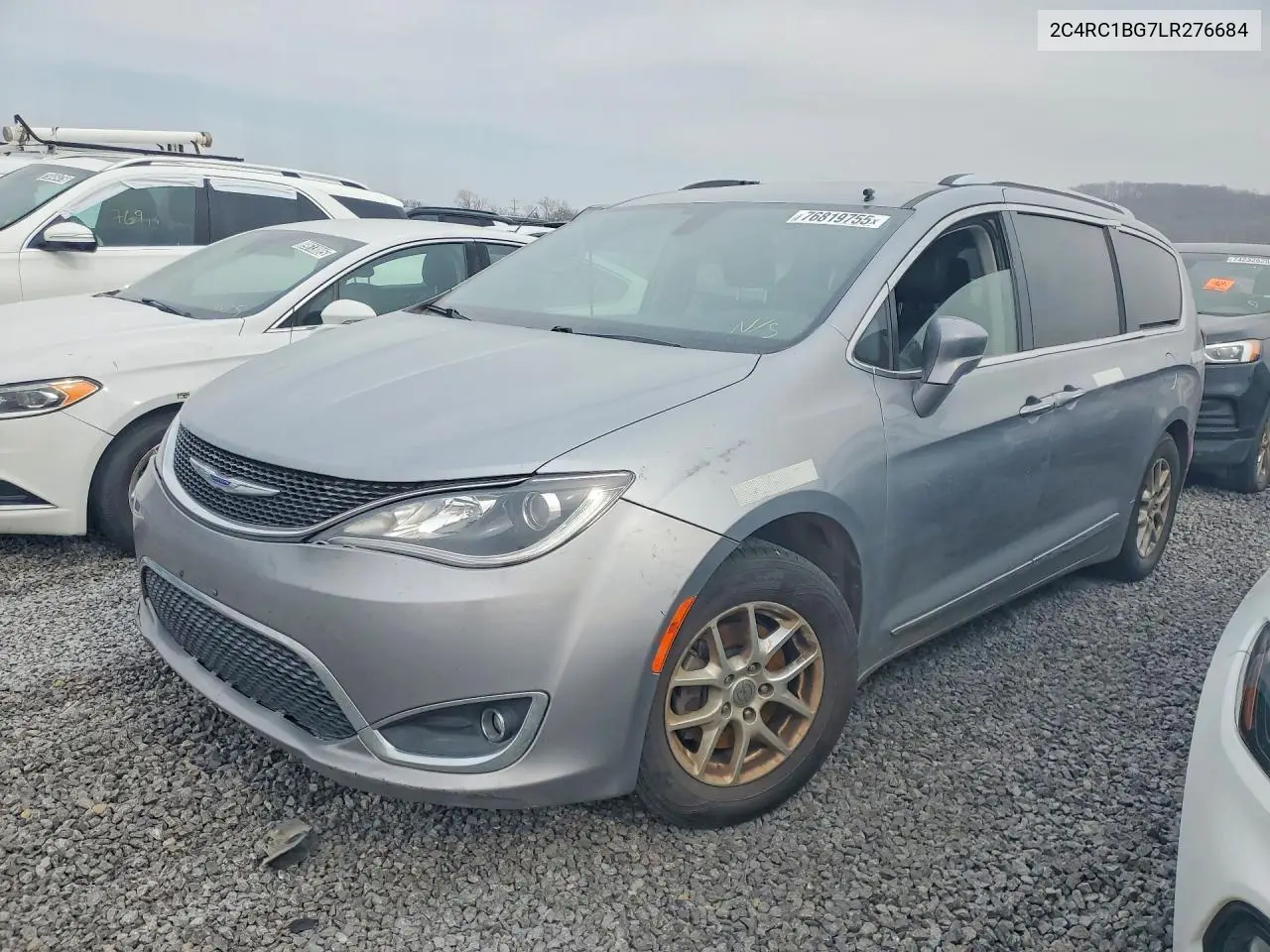 Chrysler Pacifica (RU)