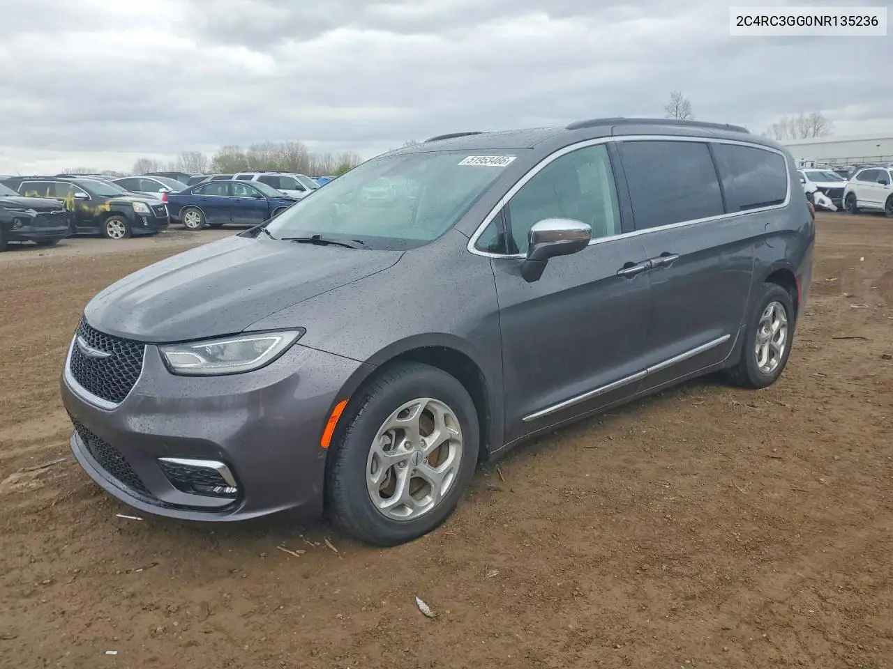Chrysler Pacifica (RU)