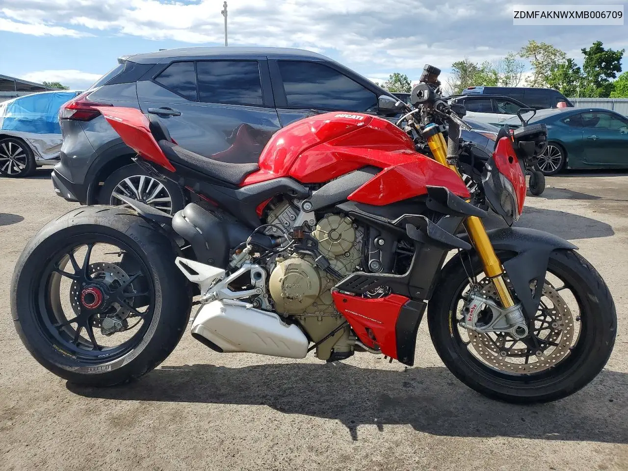 ducati streetfighter