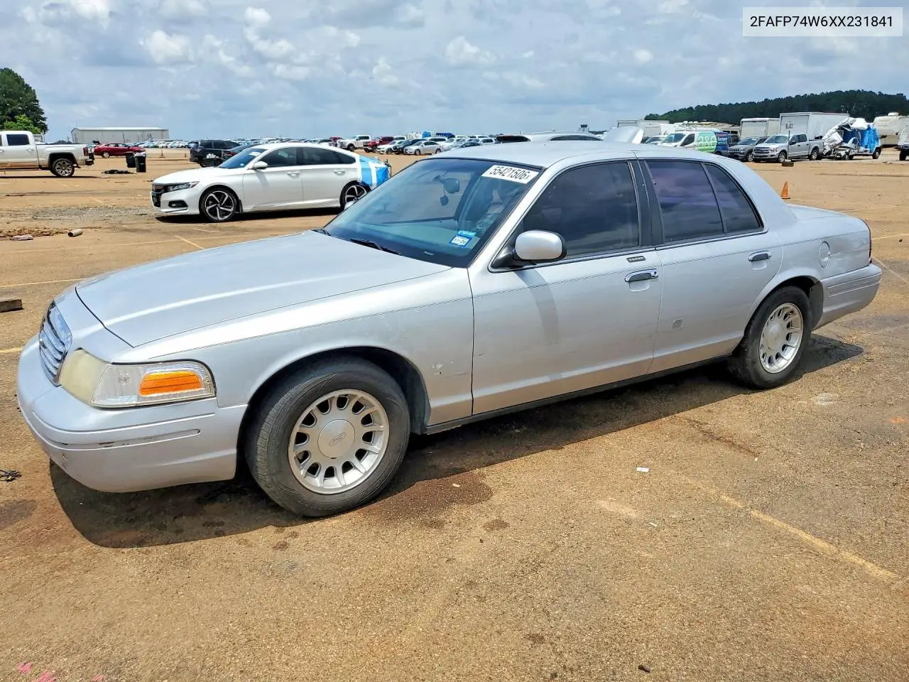 Ford Crown Victoria (II)