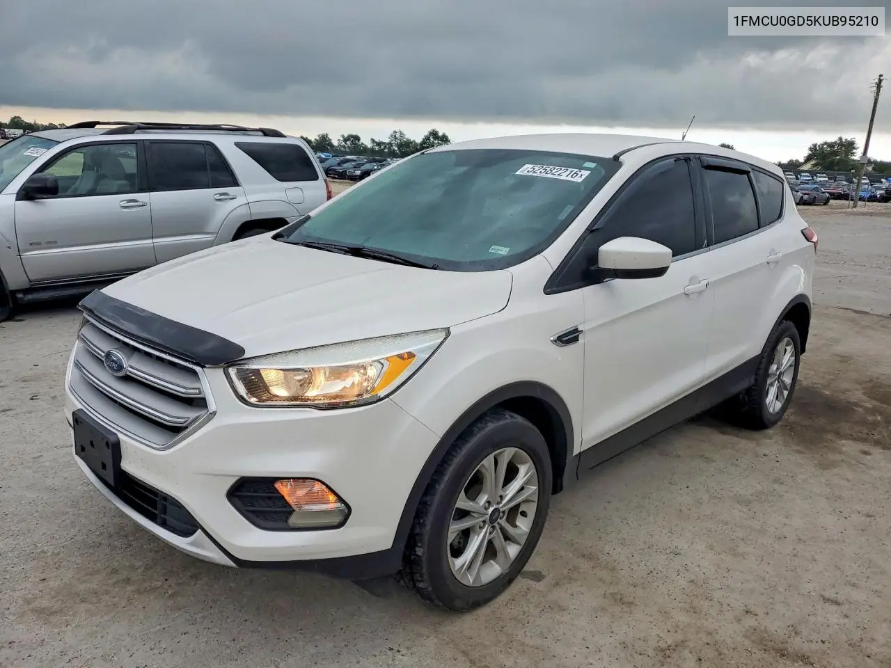 Ford Escape (III)