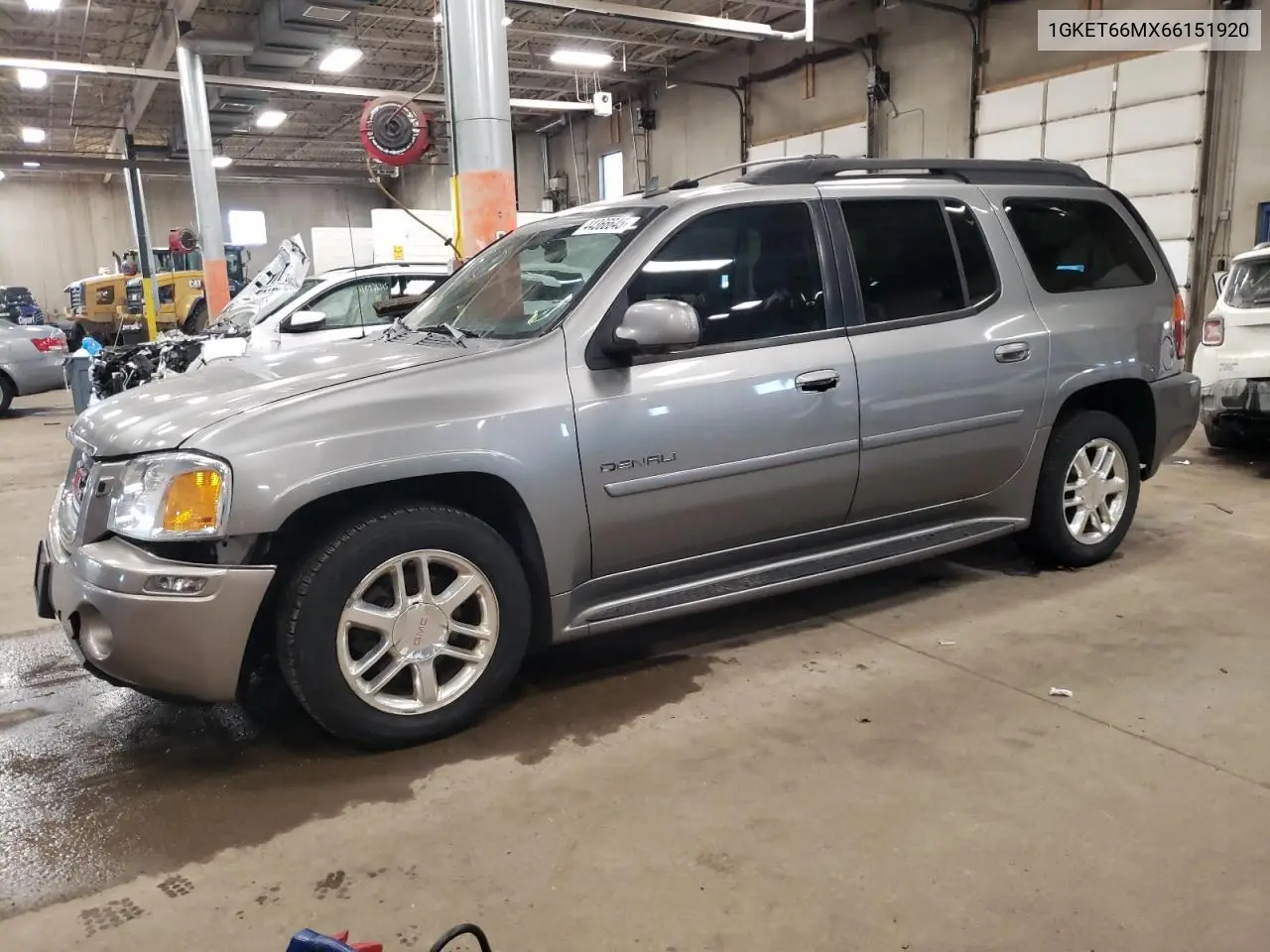 GMC Envoy (GMT360)
