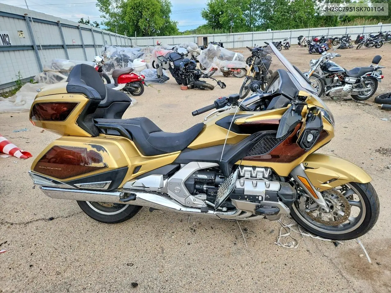Honda gl1800c