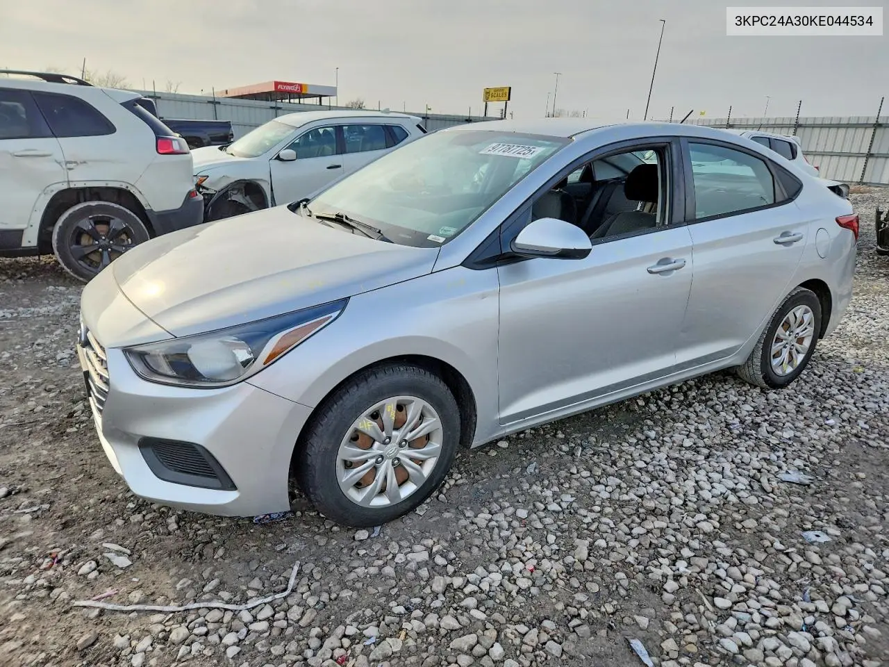 Hyundai Accent (V)