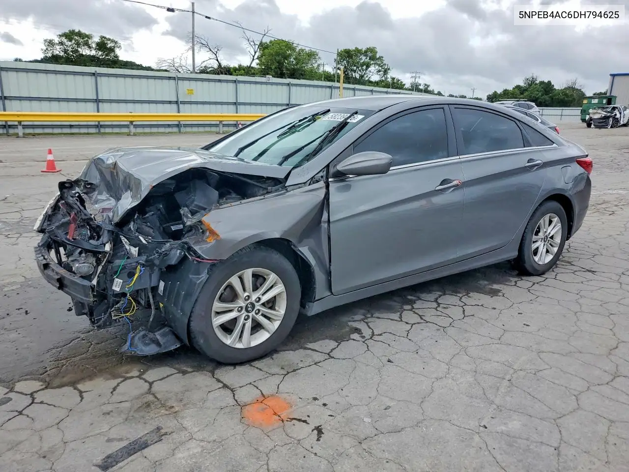 Hyundai Sonata (YF)