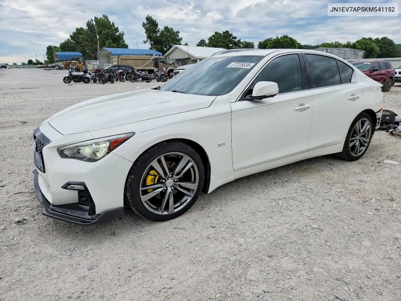 Infiniti Q50 (I)