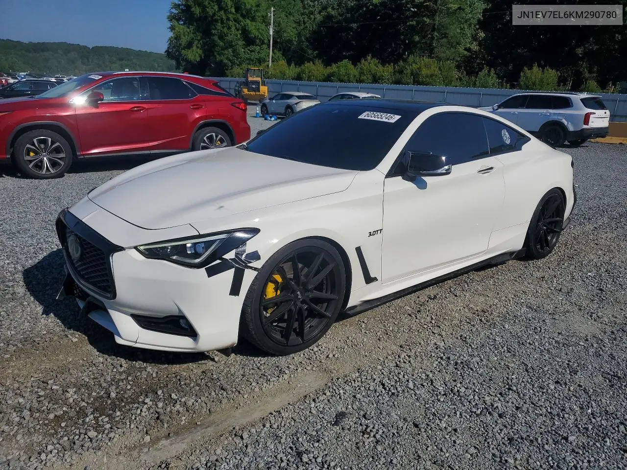Infiniti Q60 (II)