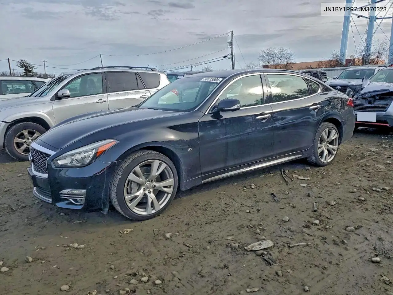 Infiniti Q70 (I)