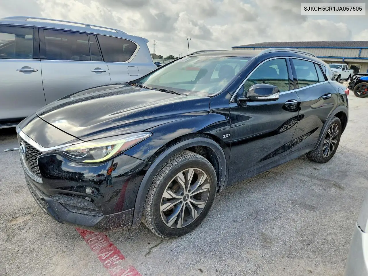 Infiniti QX30 (QX30)