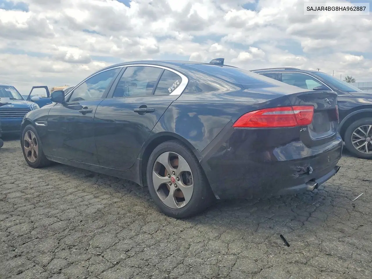 Jaguar XE (I)