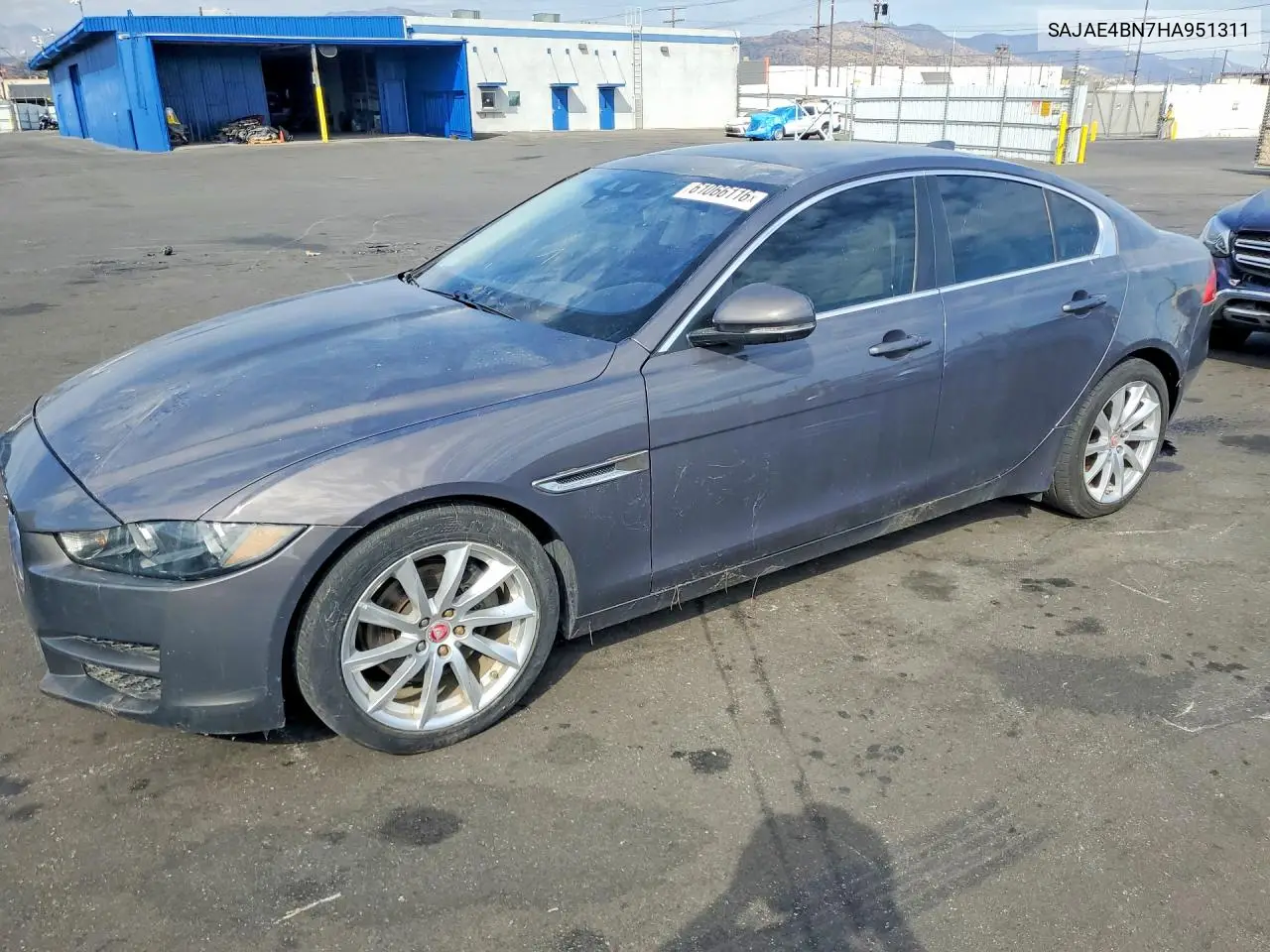 Jaguar XE (I)