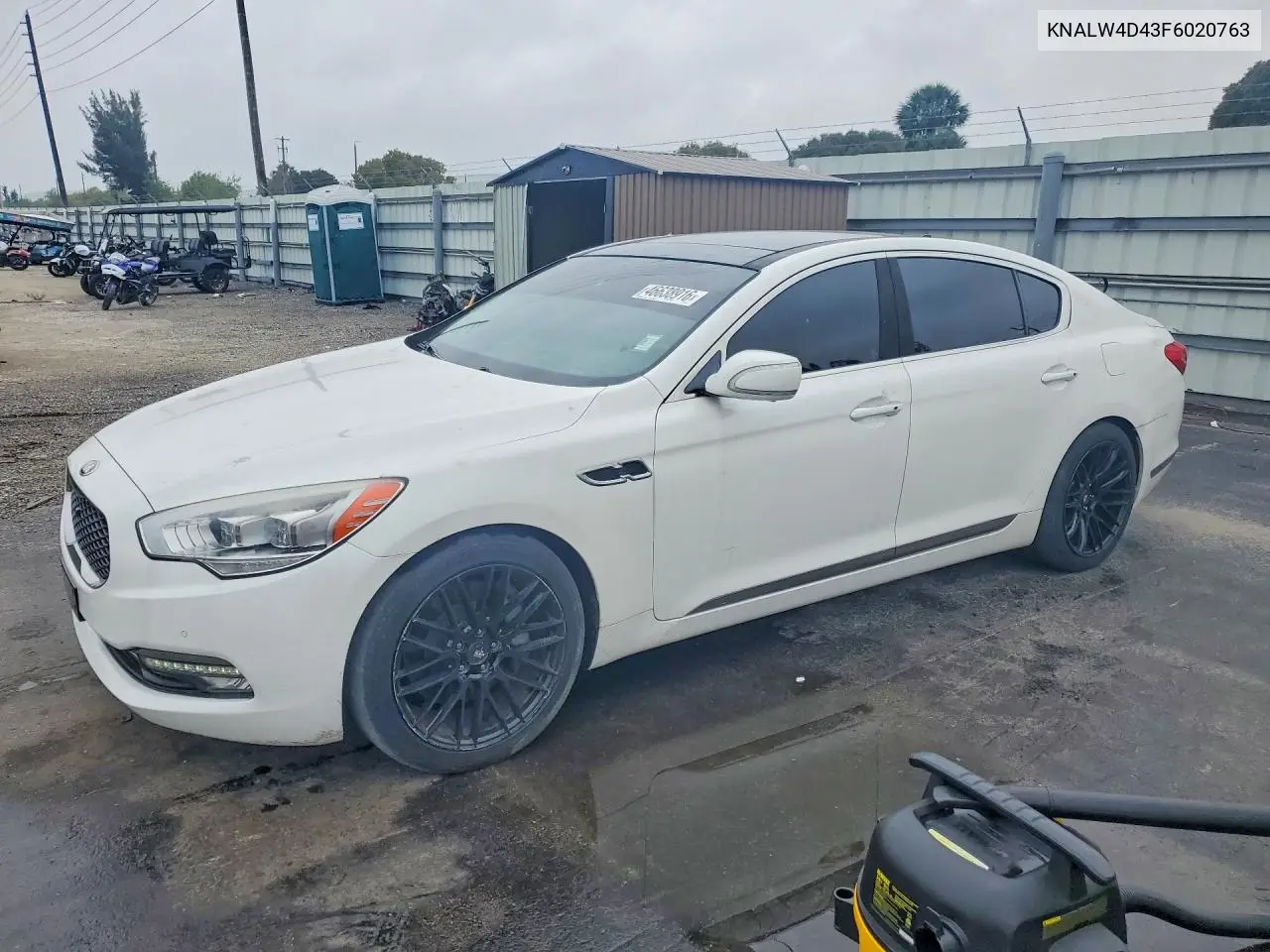 Kia K900 (I)