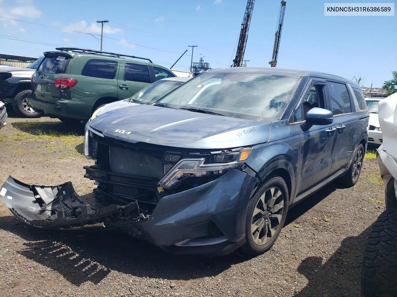 Kia Carnival