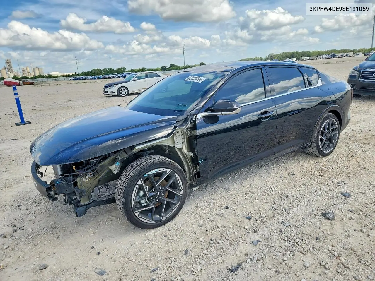 Kia K4