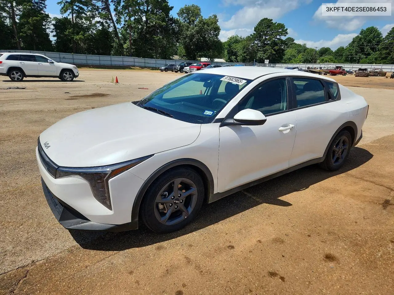 Kia K4