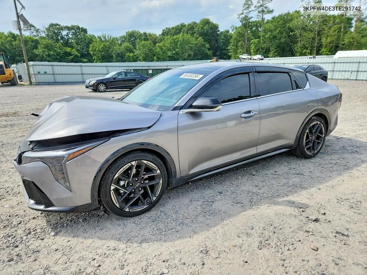 Kia K4