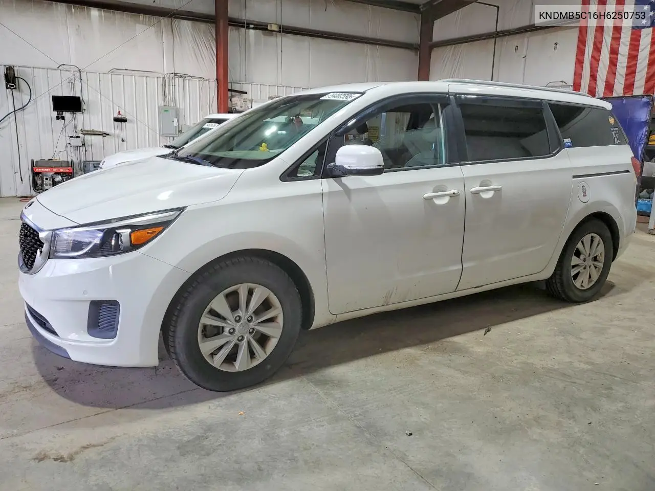Kia Sedona (III)