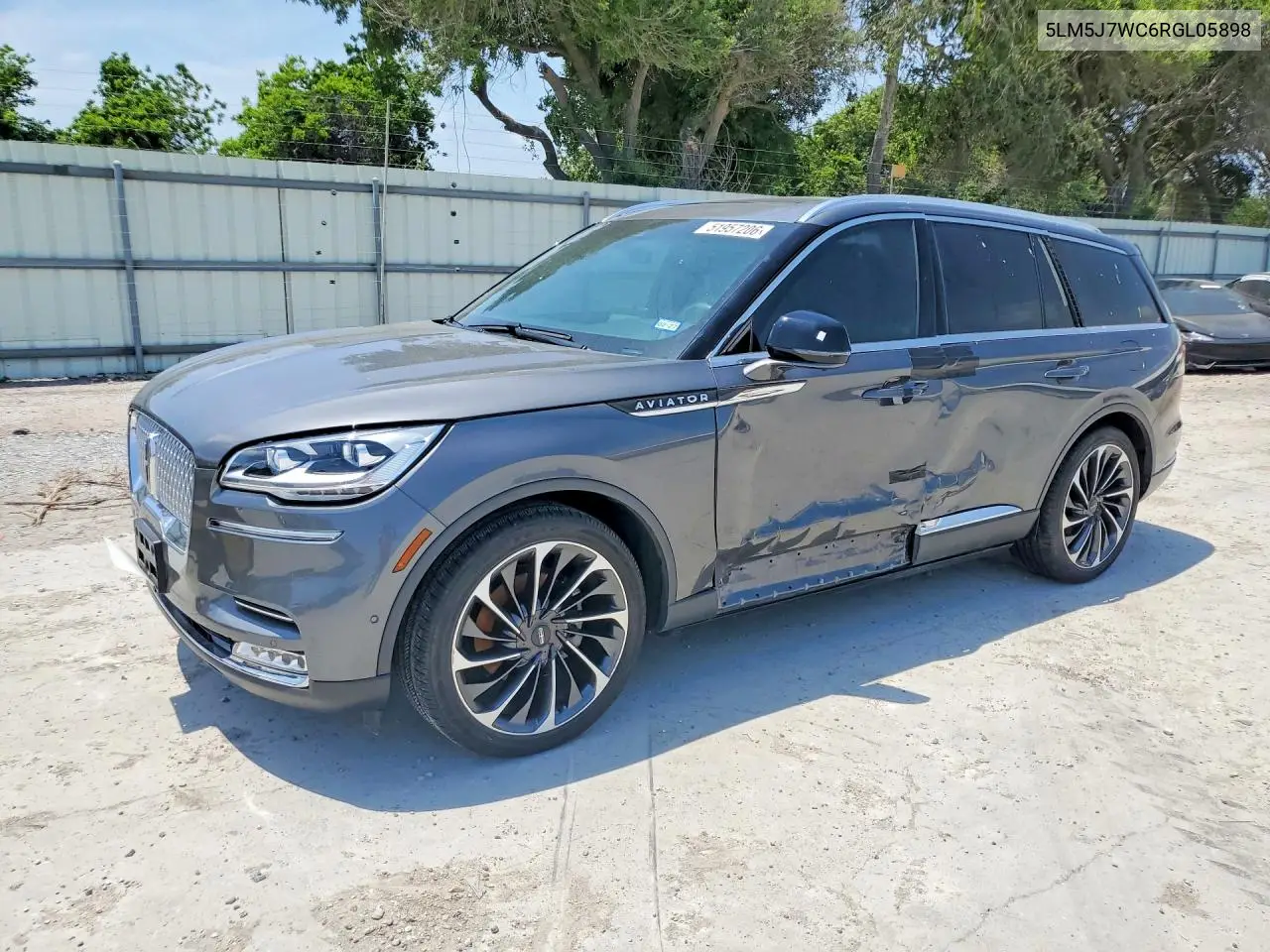 Lincoln Aviator
