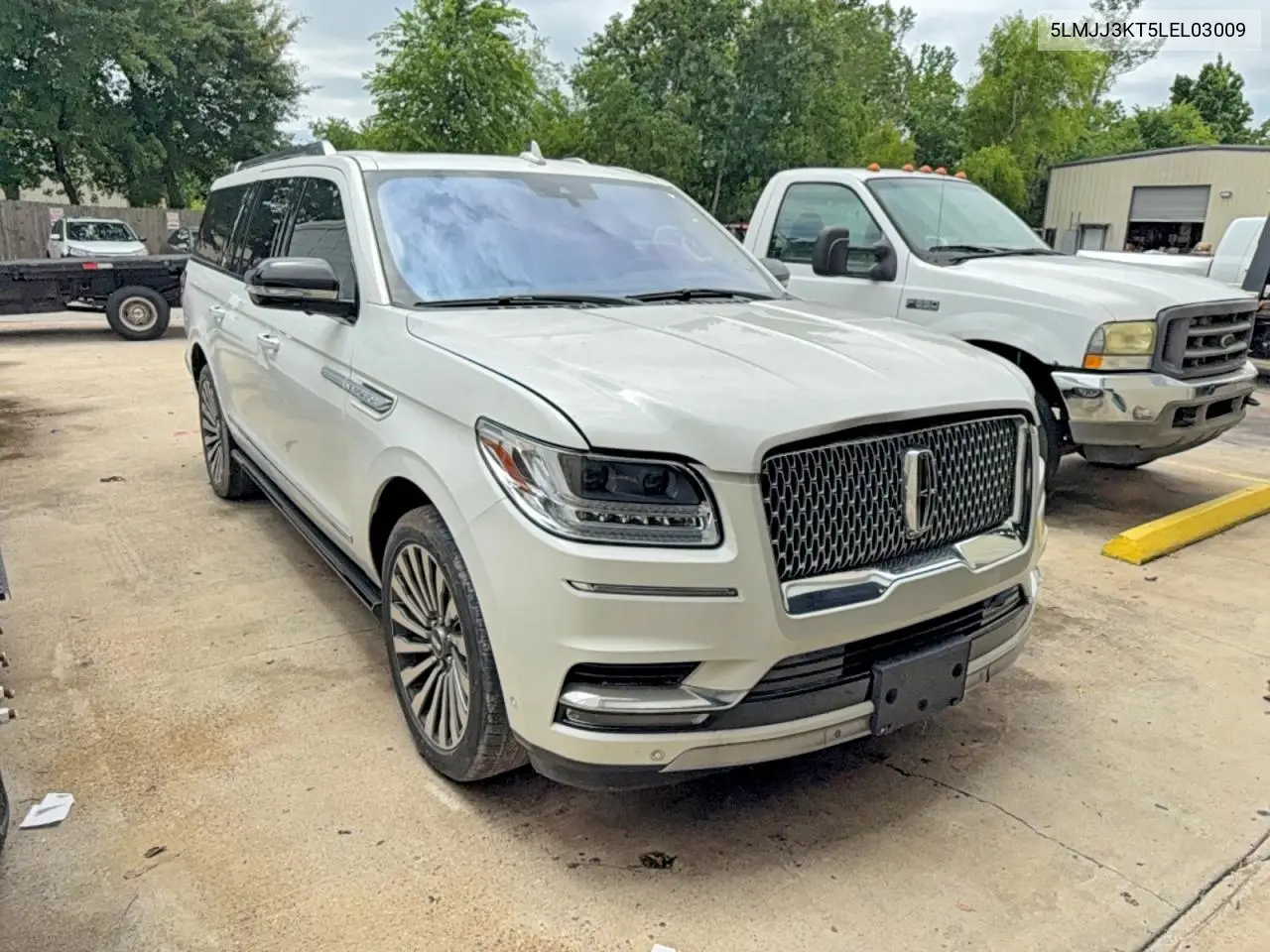 Lincoln Navigator (IV)