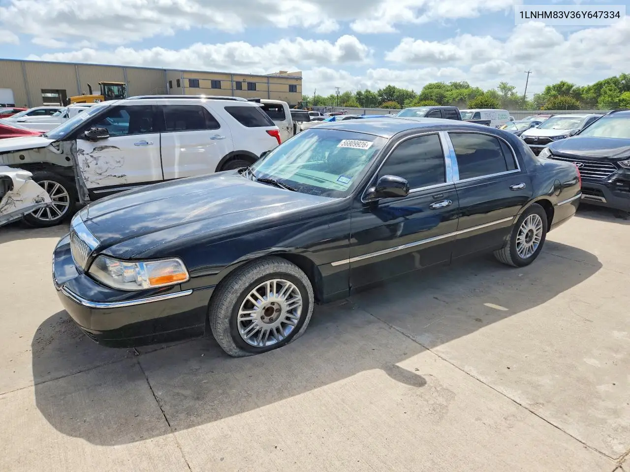 Lincoln Town Car (III)