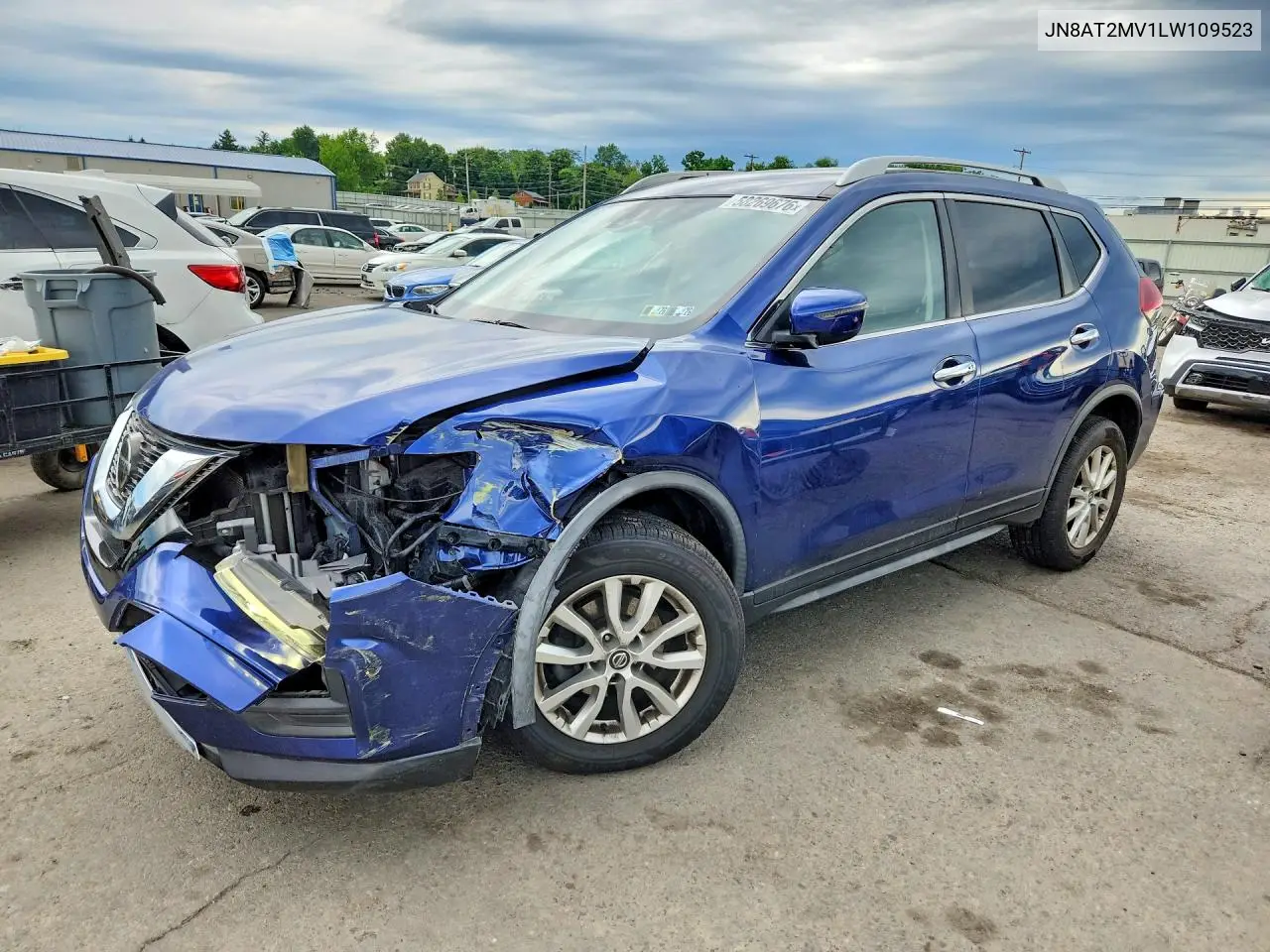 Nissan Rogue (II)
