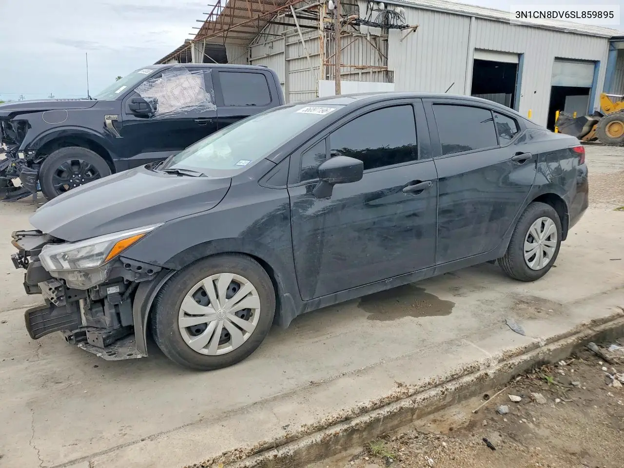 Nissan Versa
