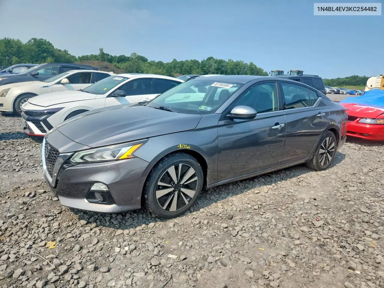 Nissan Altima (L34)