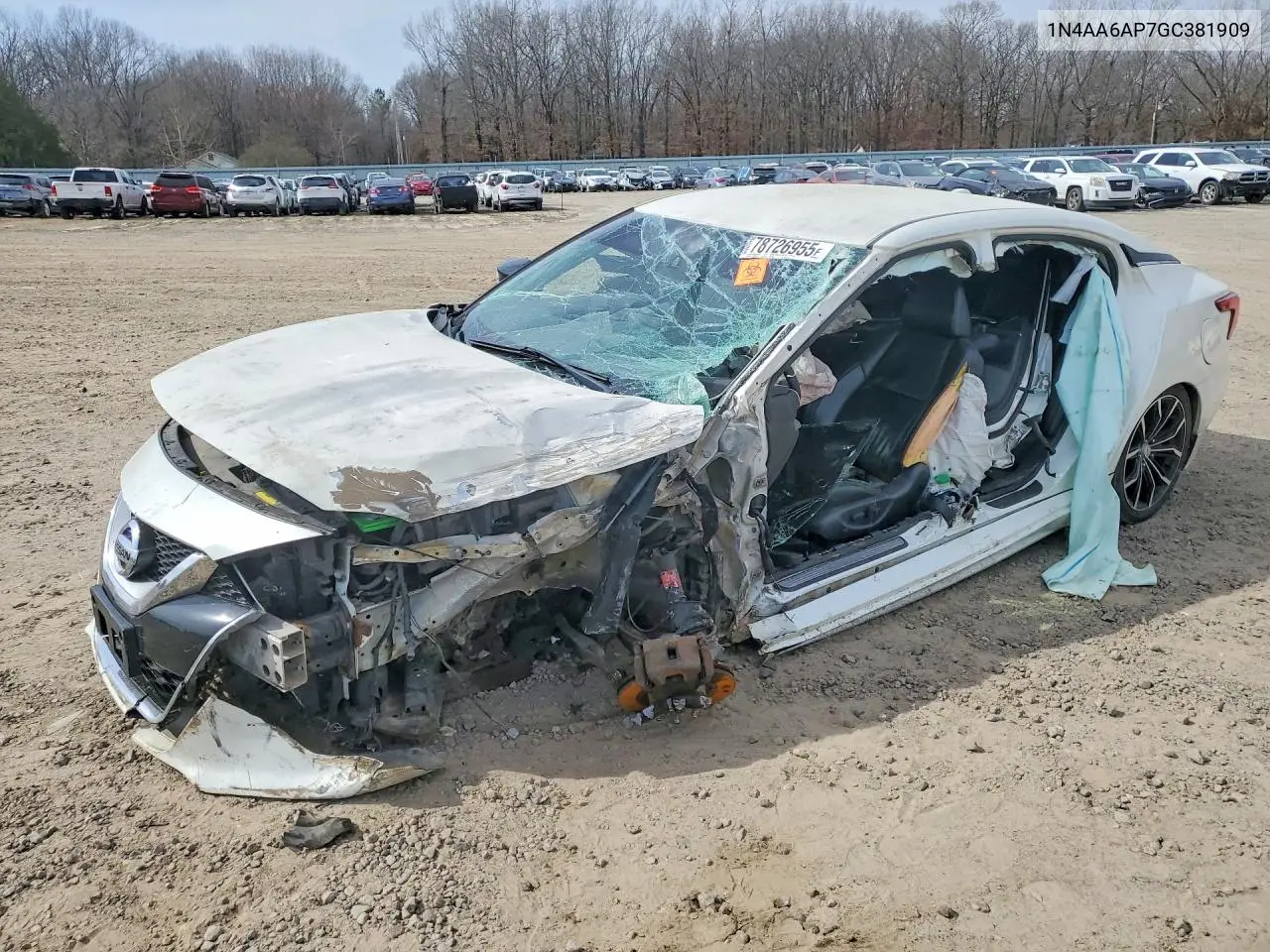 Nissan Maxima (A36)
