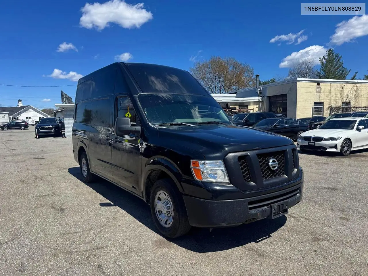 Nissan NV