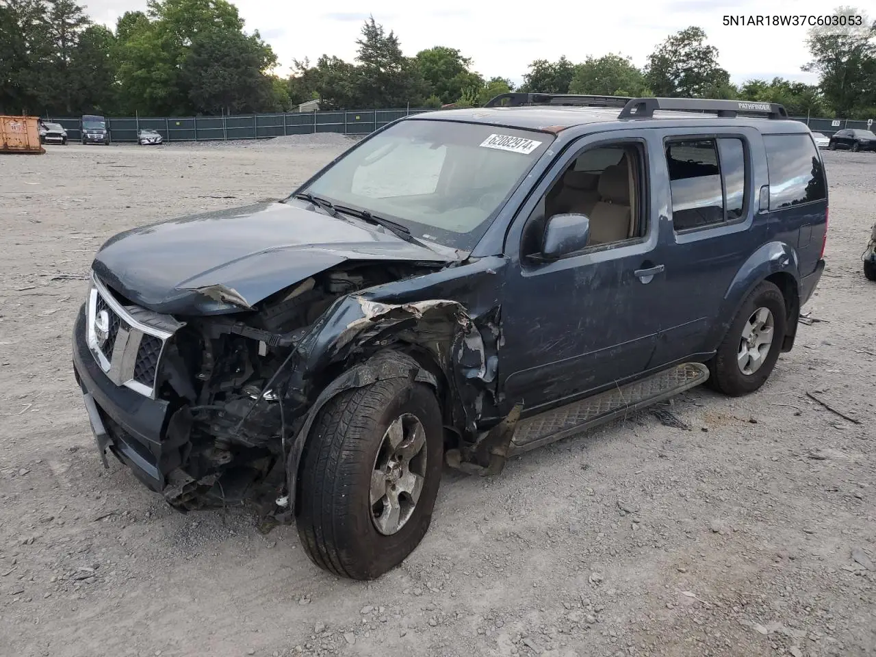 Nissan Pathfinder (III)