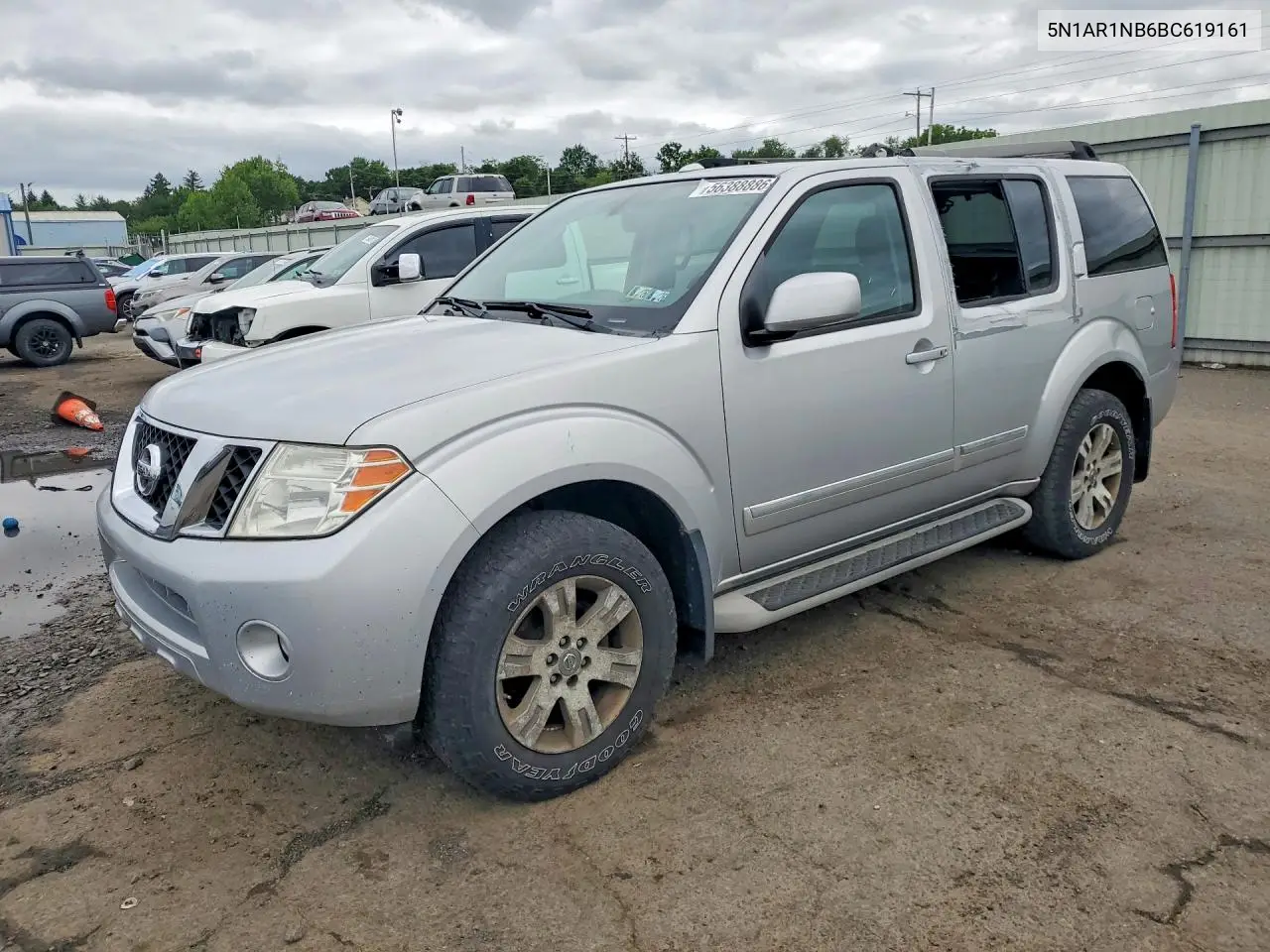 Nissan Pathfinder (III)