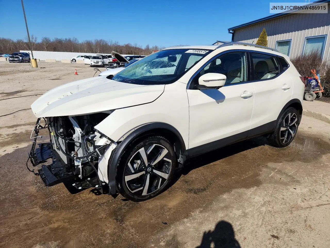 Nissan Rogue (III)