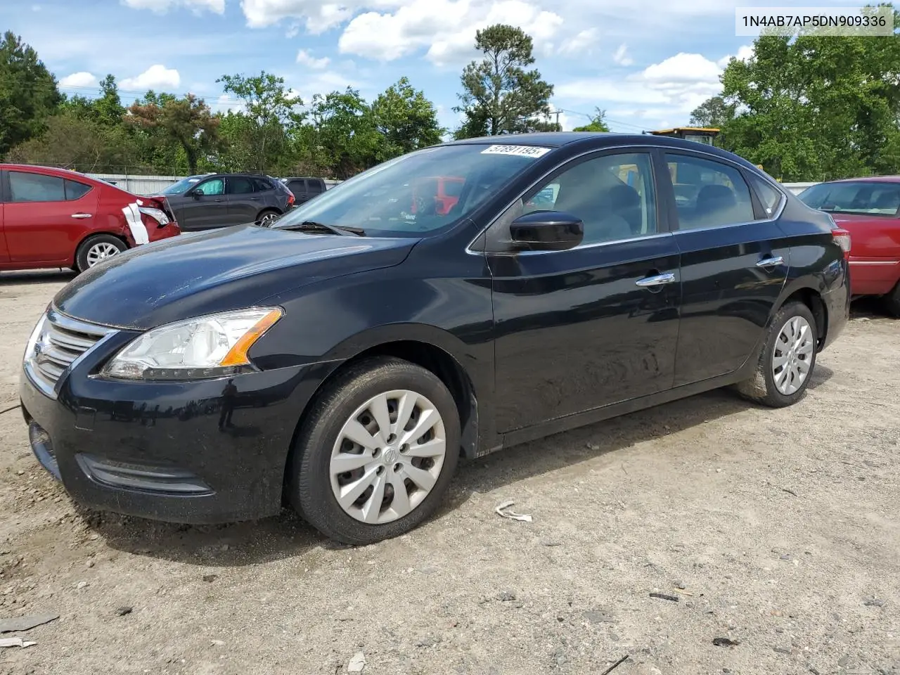 Nissan Sentra (B17)