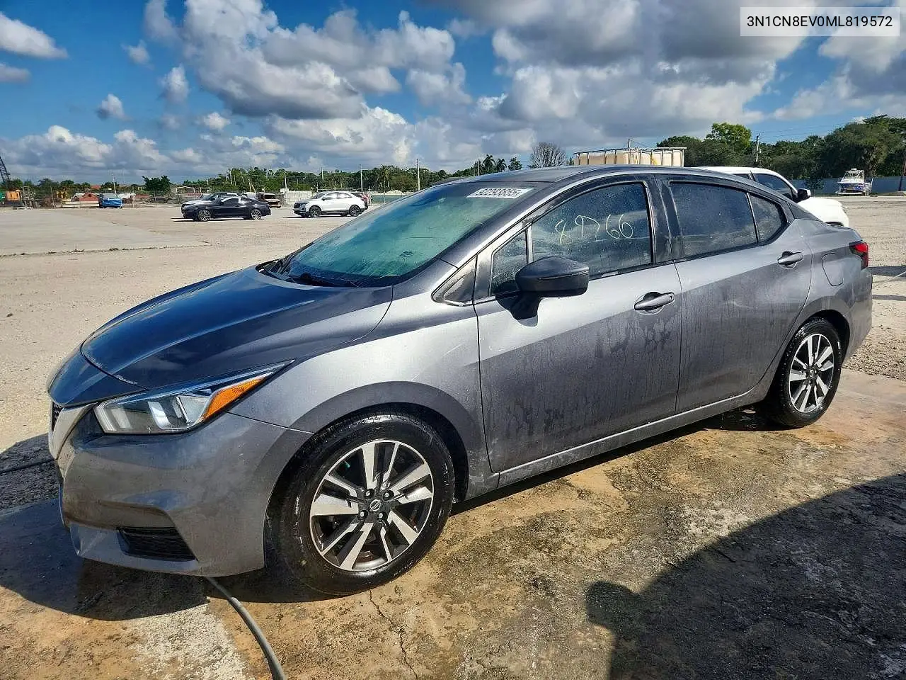 Nissan Versa (II)