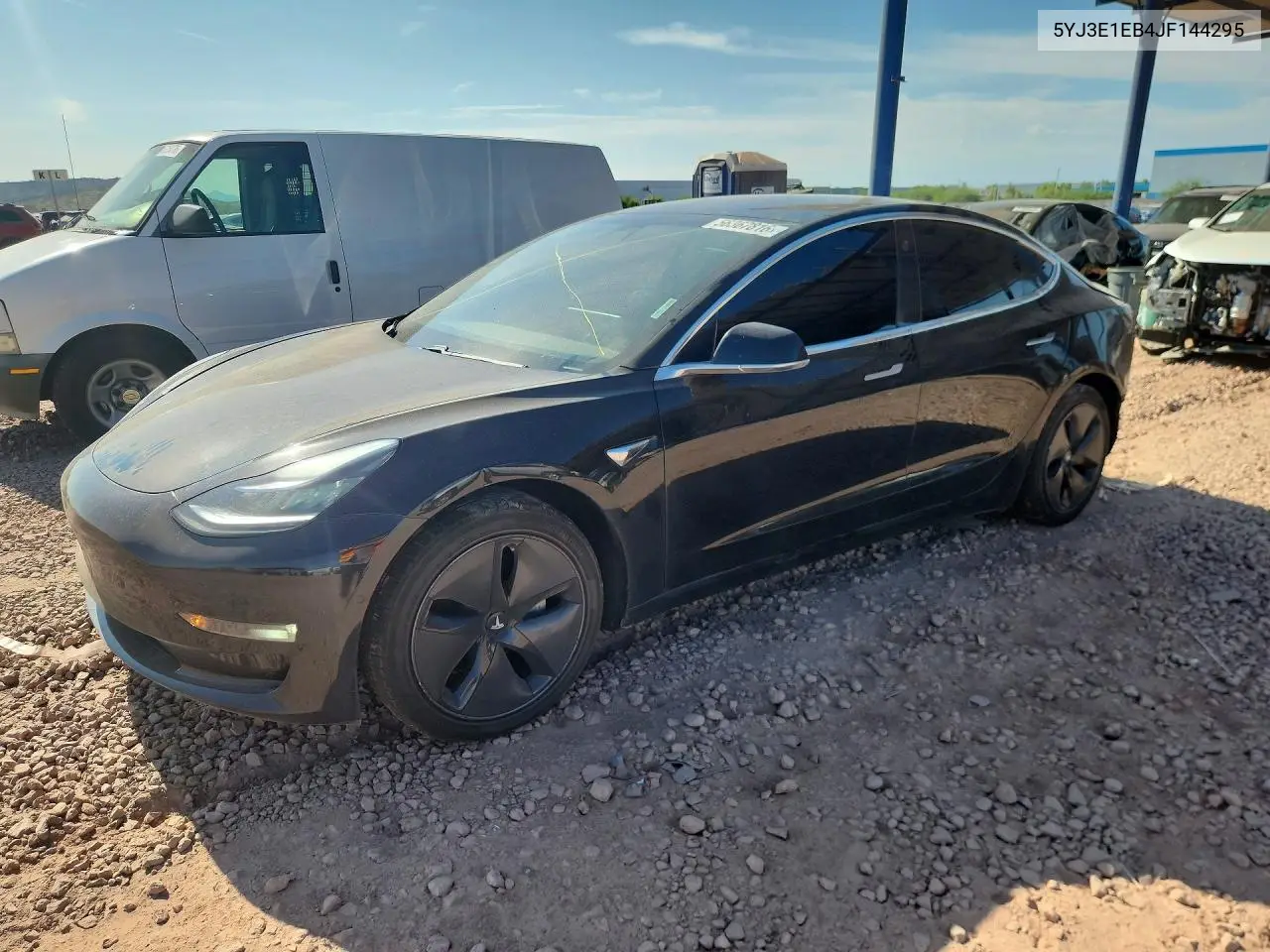 Tesla Model 3 (I)
