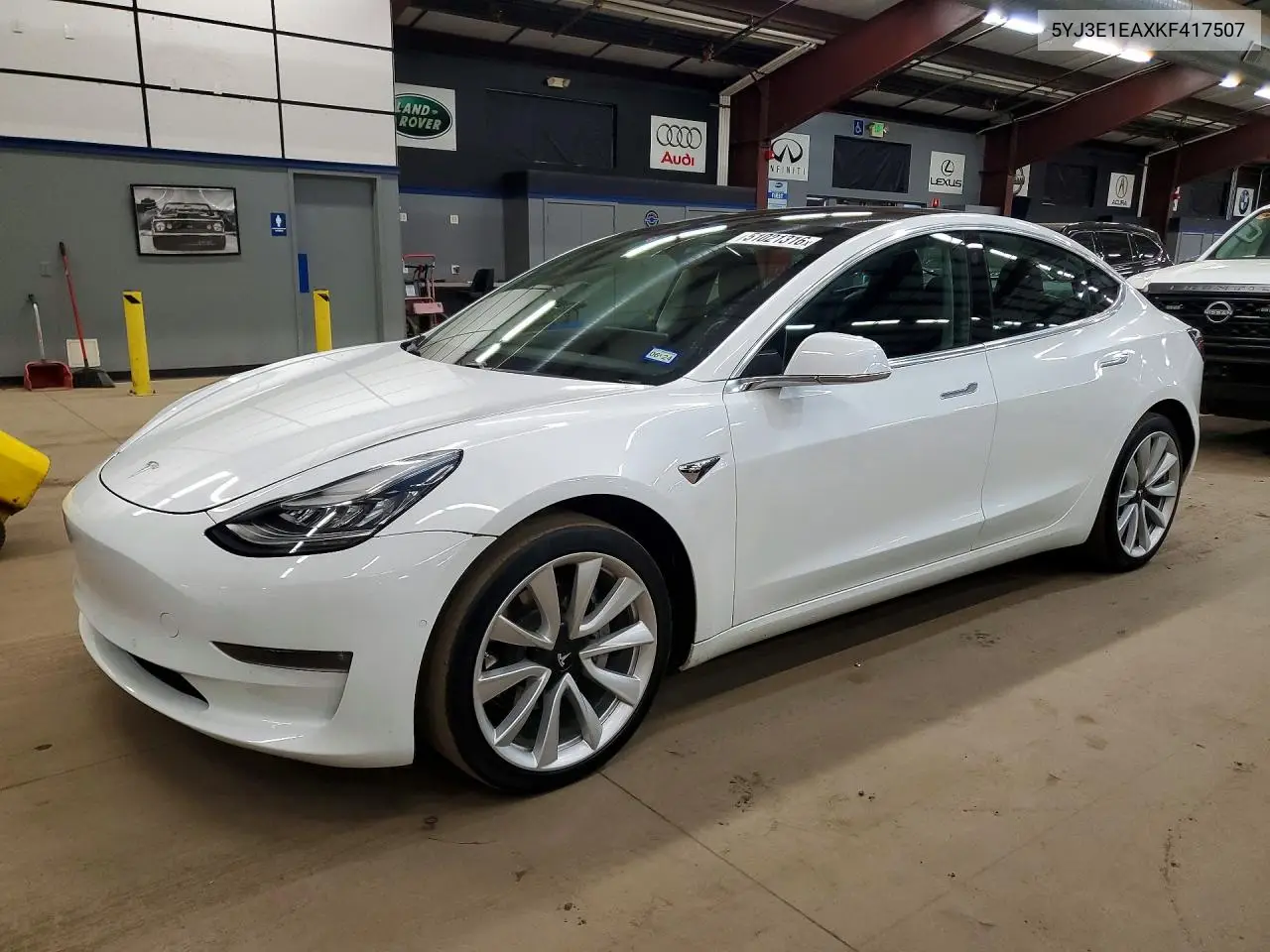 Tesla Model 3 (I)
