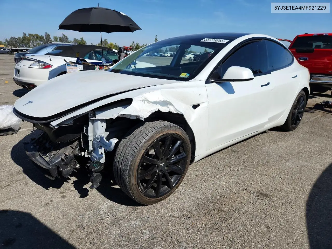 Tesla Model 3 (I)