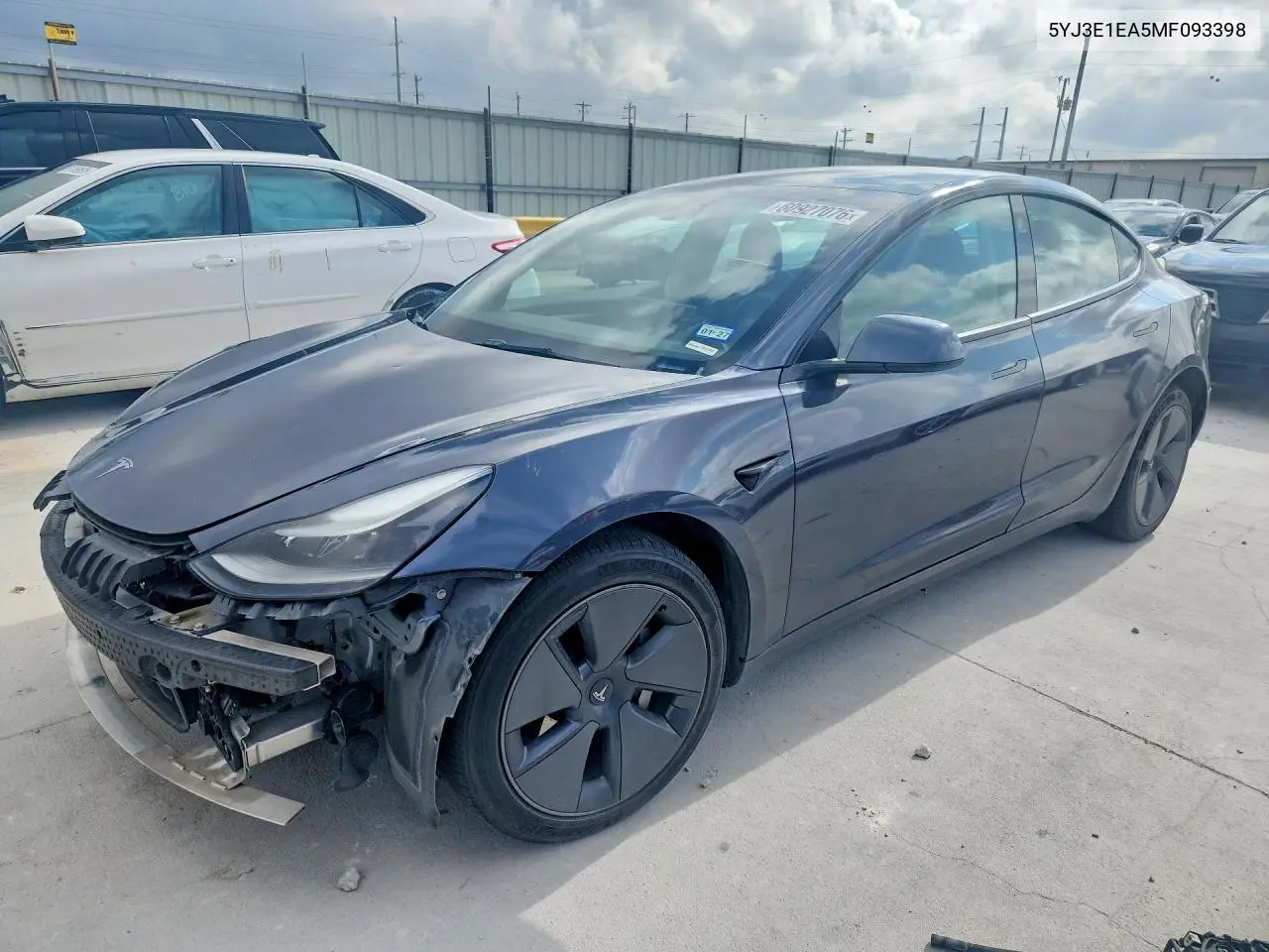 Tesla Model 3 (I)