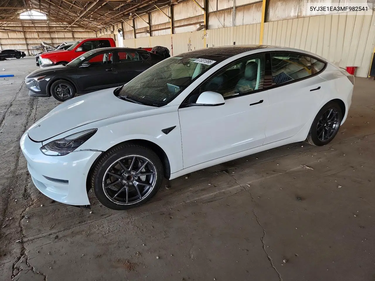 Tesla Model 3 (I)